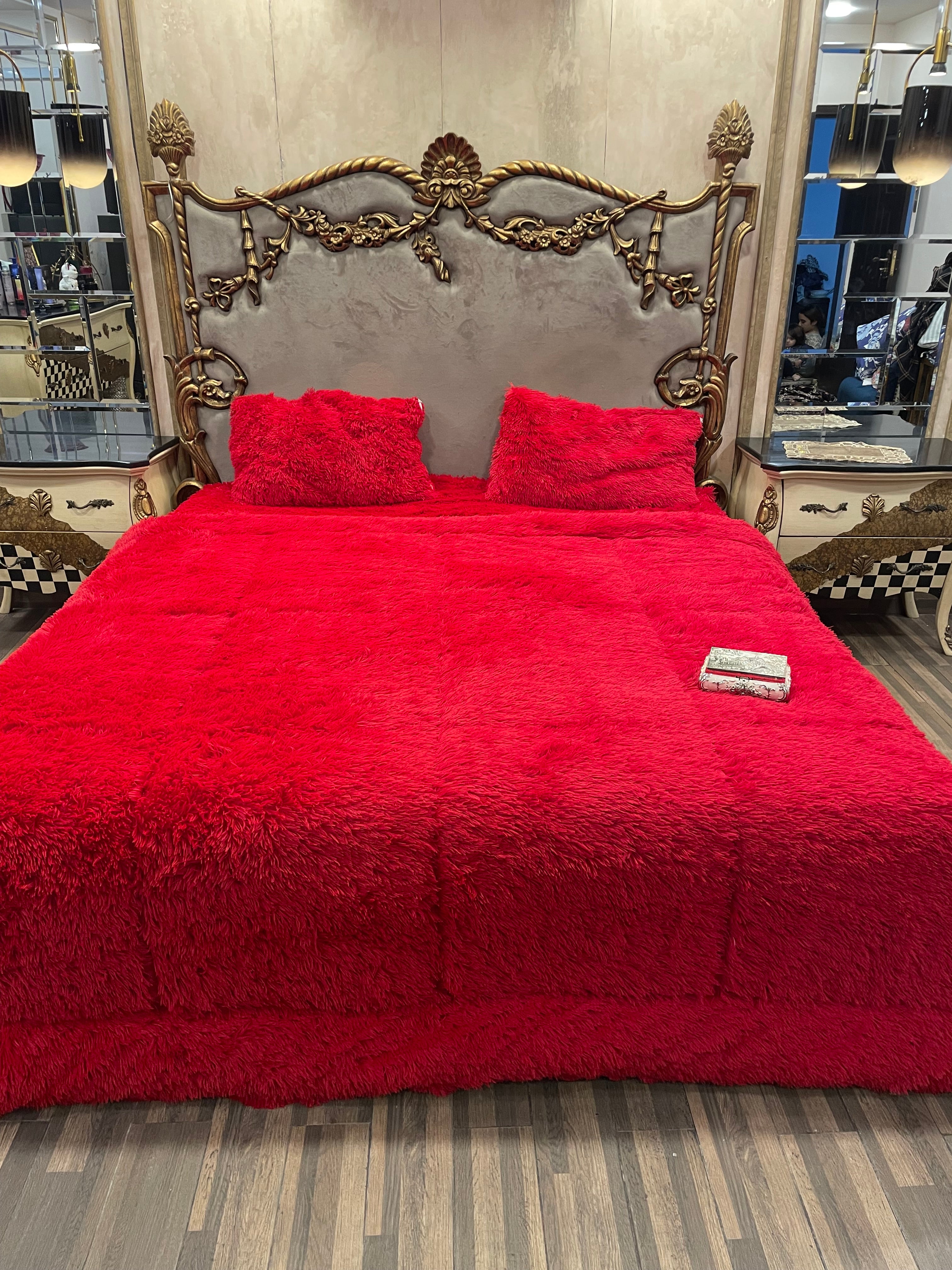 Shaggy 4️⃣PC Razai set red