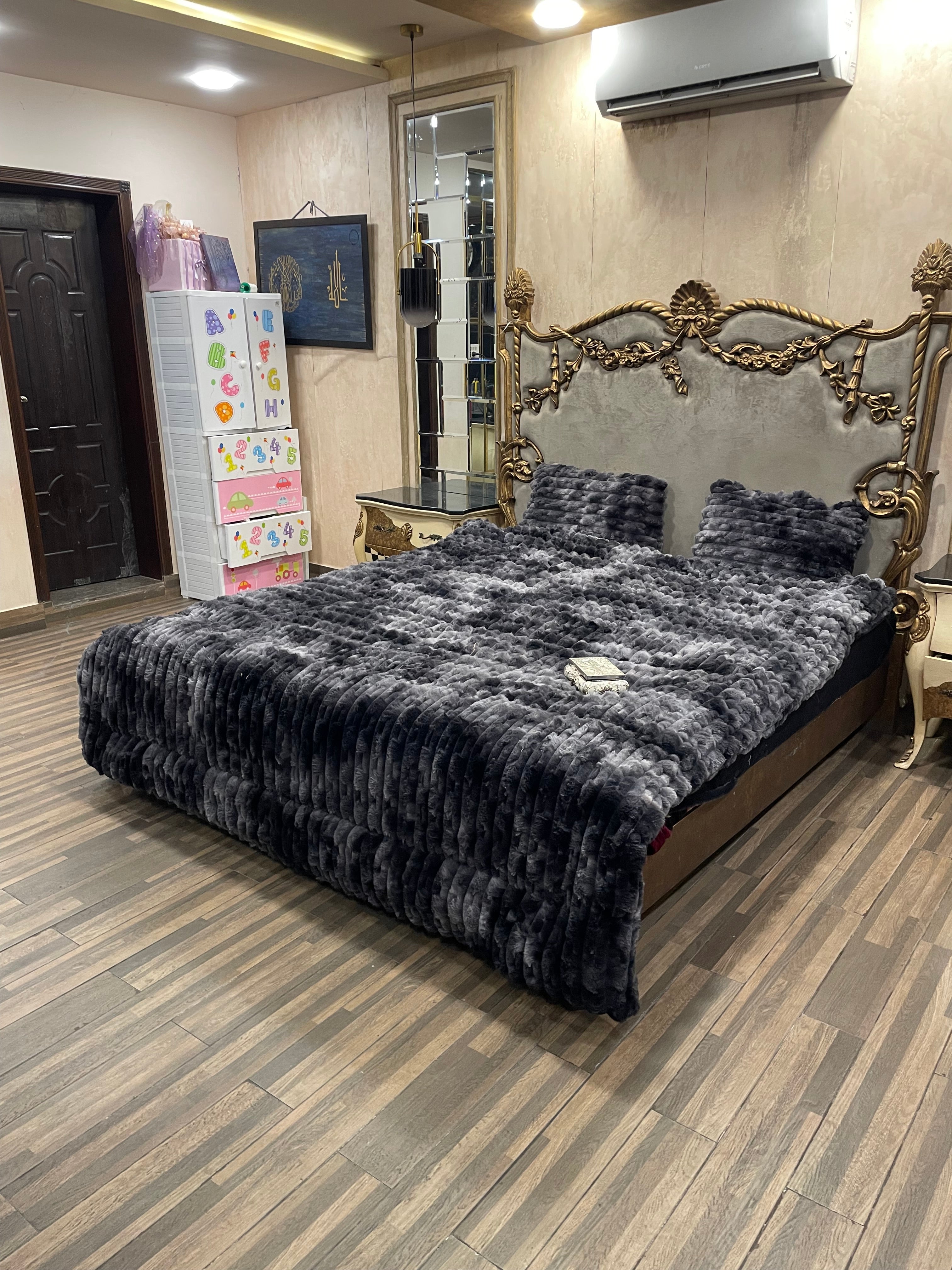 Bao Black Gray 4️⃣PC Razai set