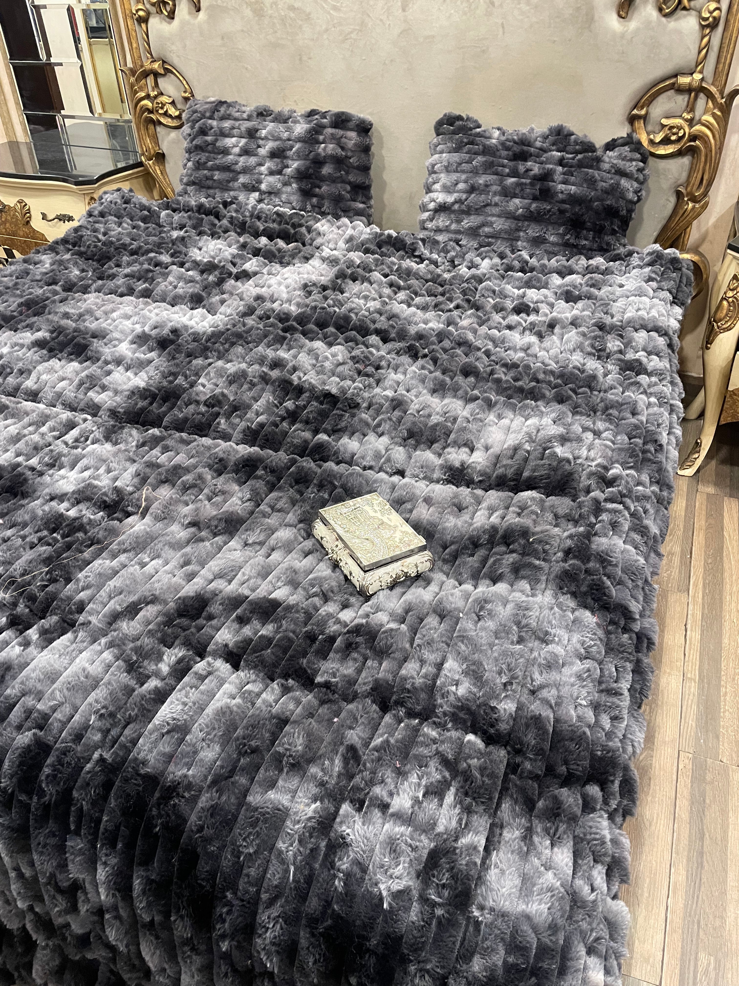 Bao Black Gray 4️⃣PC Razai set