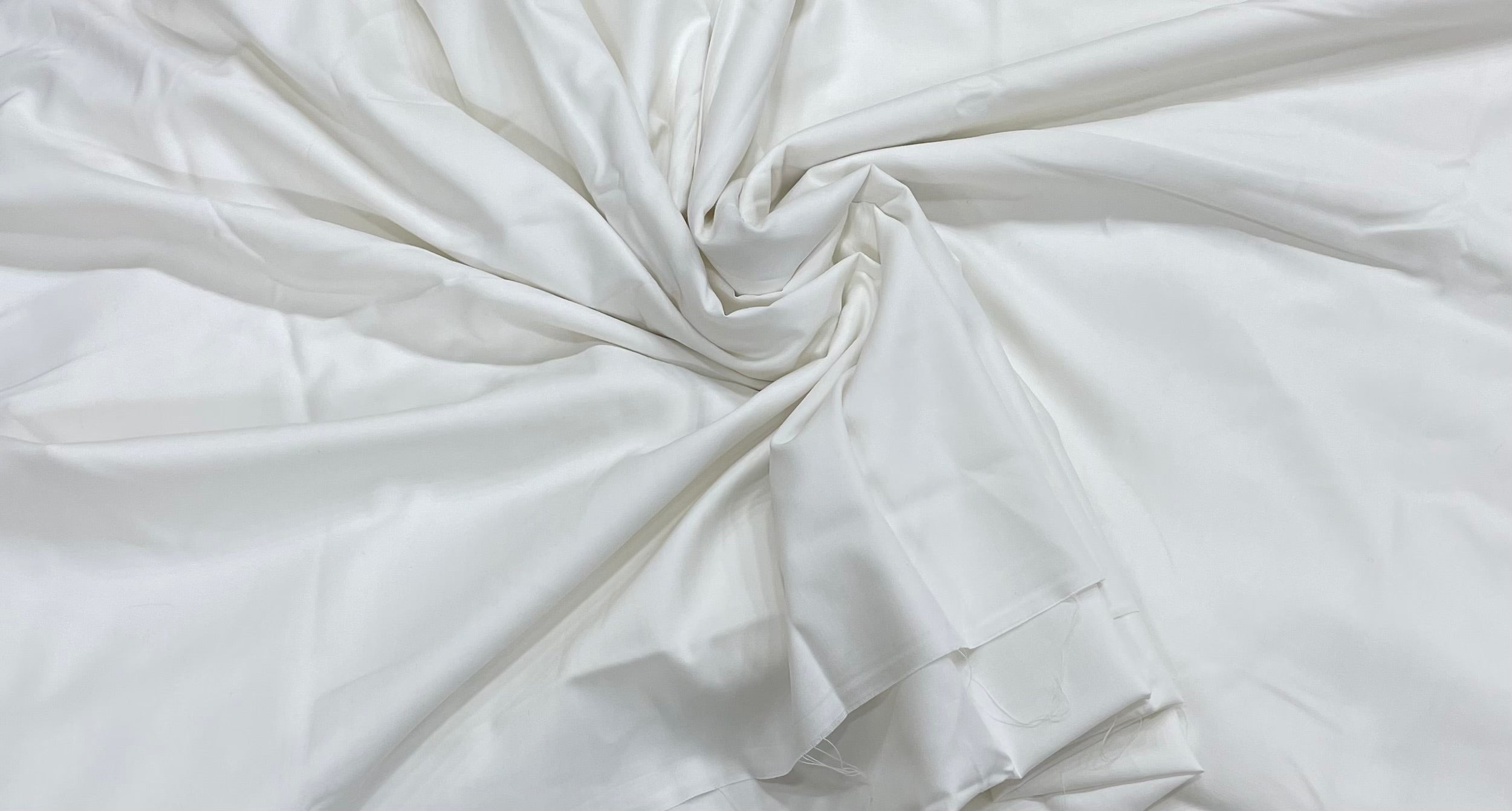 Wash & Wear  offwhite  suit