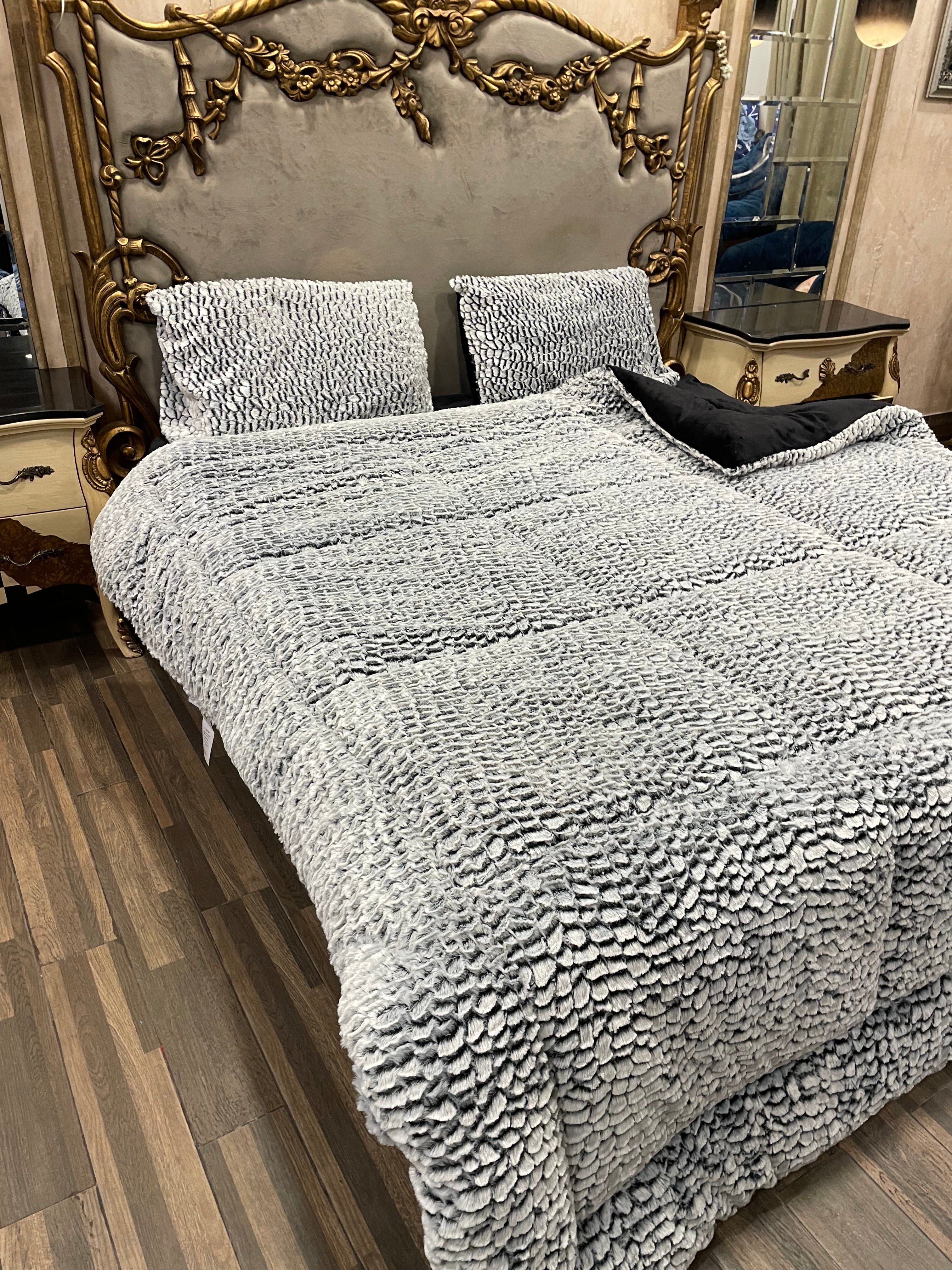 BBL Soft Black 4️⃣PC Razai set