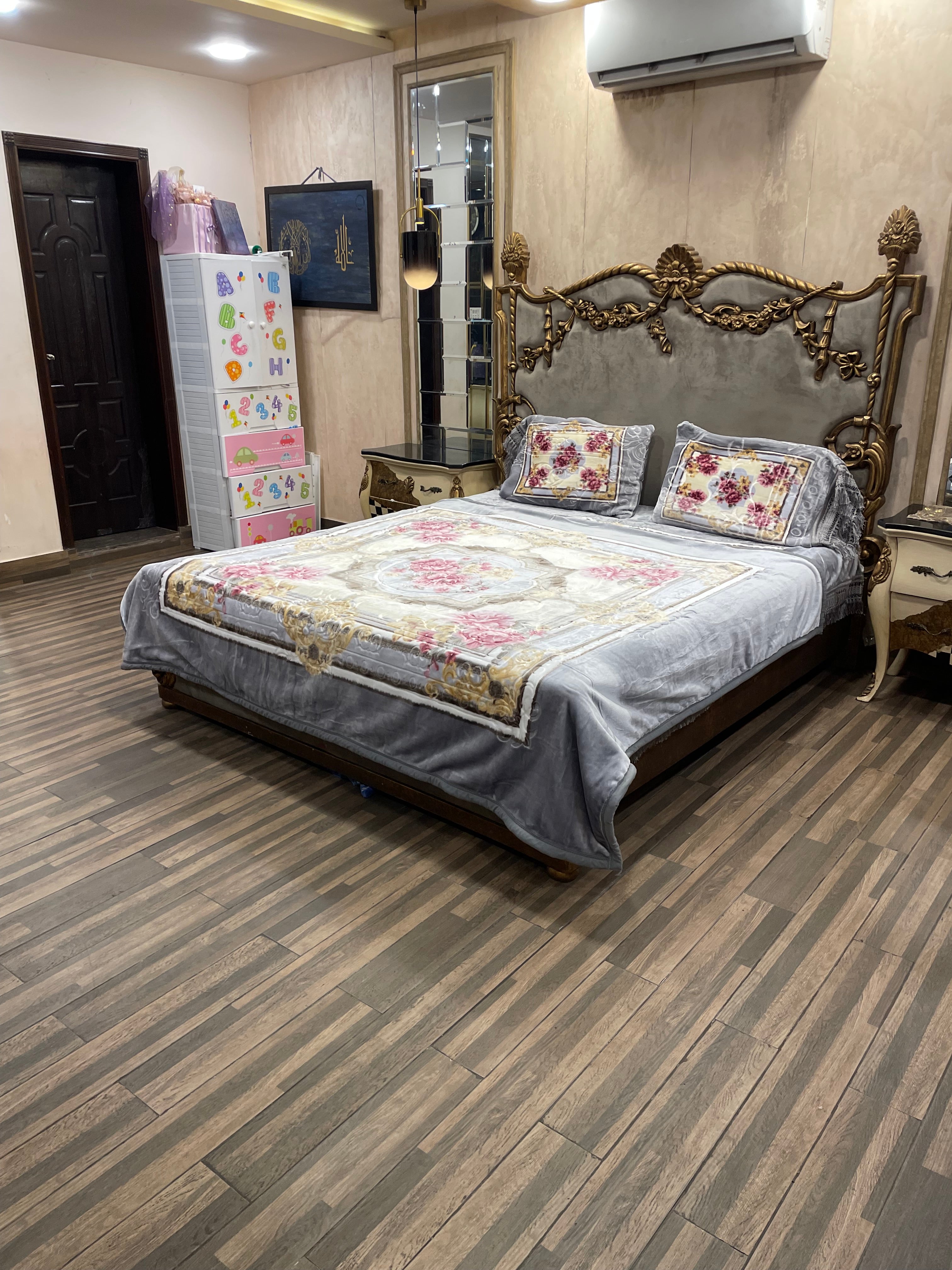 4️⃣ PC BBL Gray BLANKET/KAMBLE