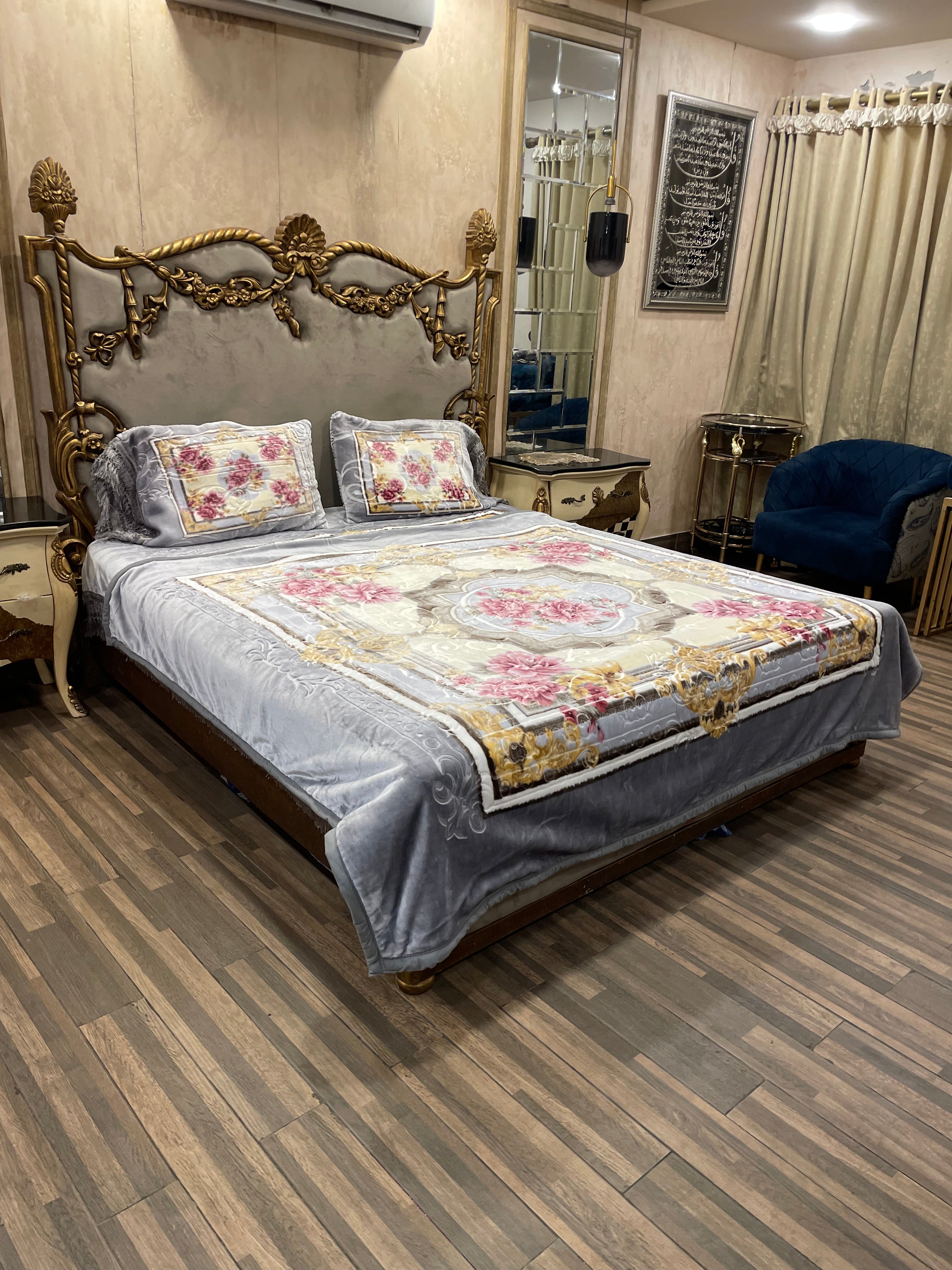 4️⃣ PC BBL Gray BLANKET/KAMBLE