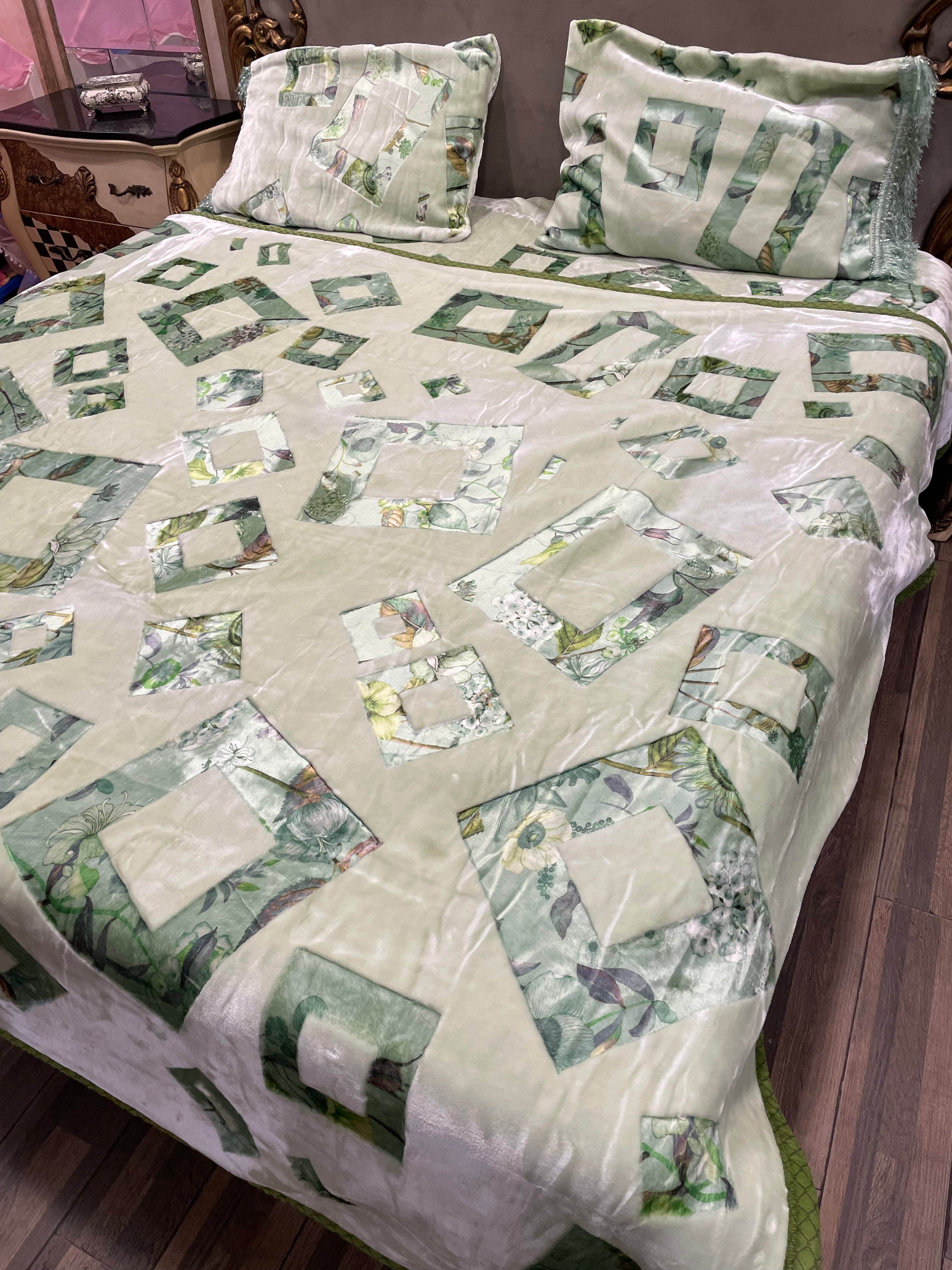 4️⃣ PC Romeo BLANKET/KAMBLE Green