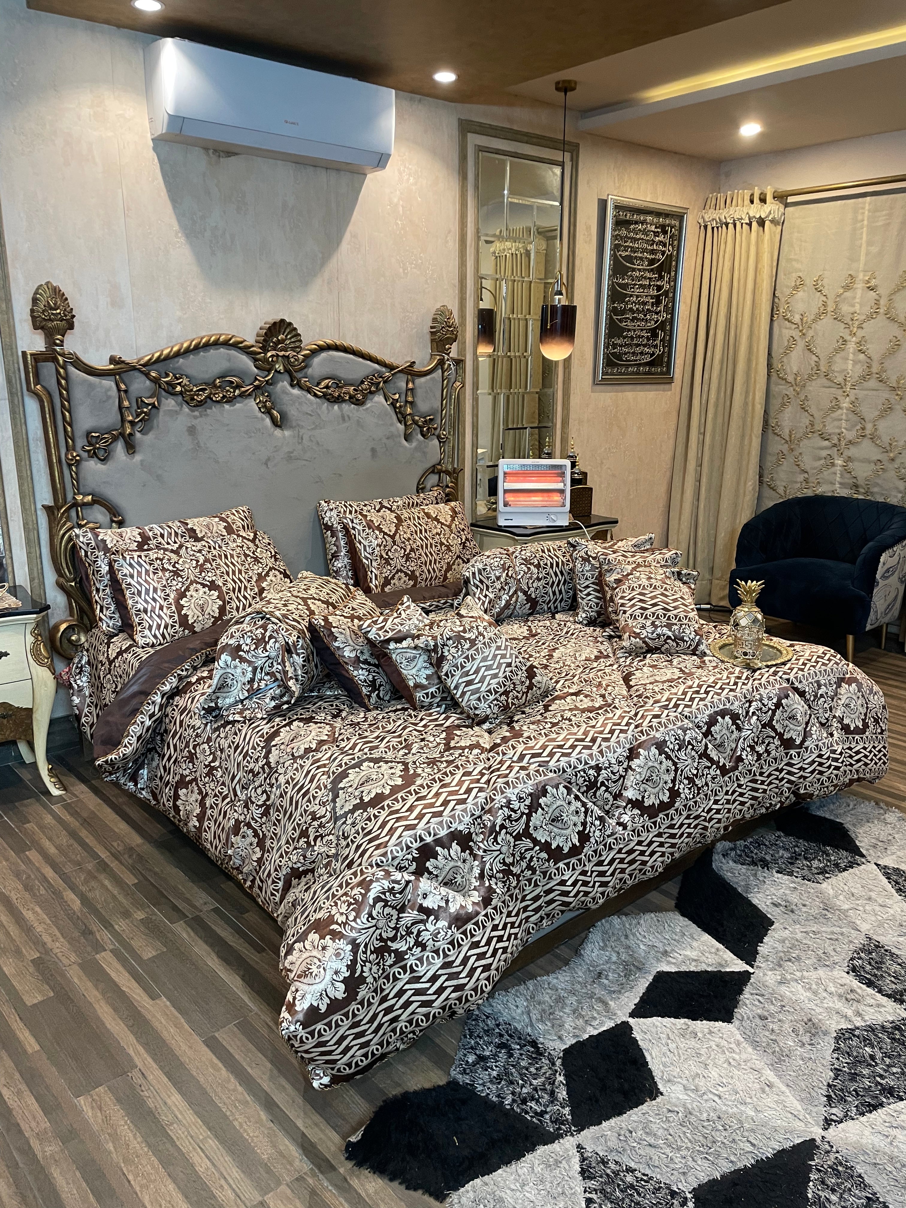 1️⃣4️⃣ piece silk velvet Duvet ( Razai) Set