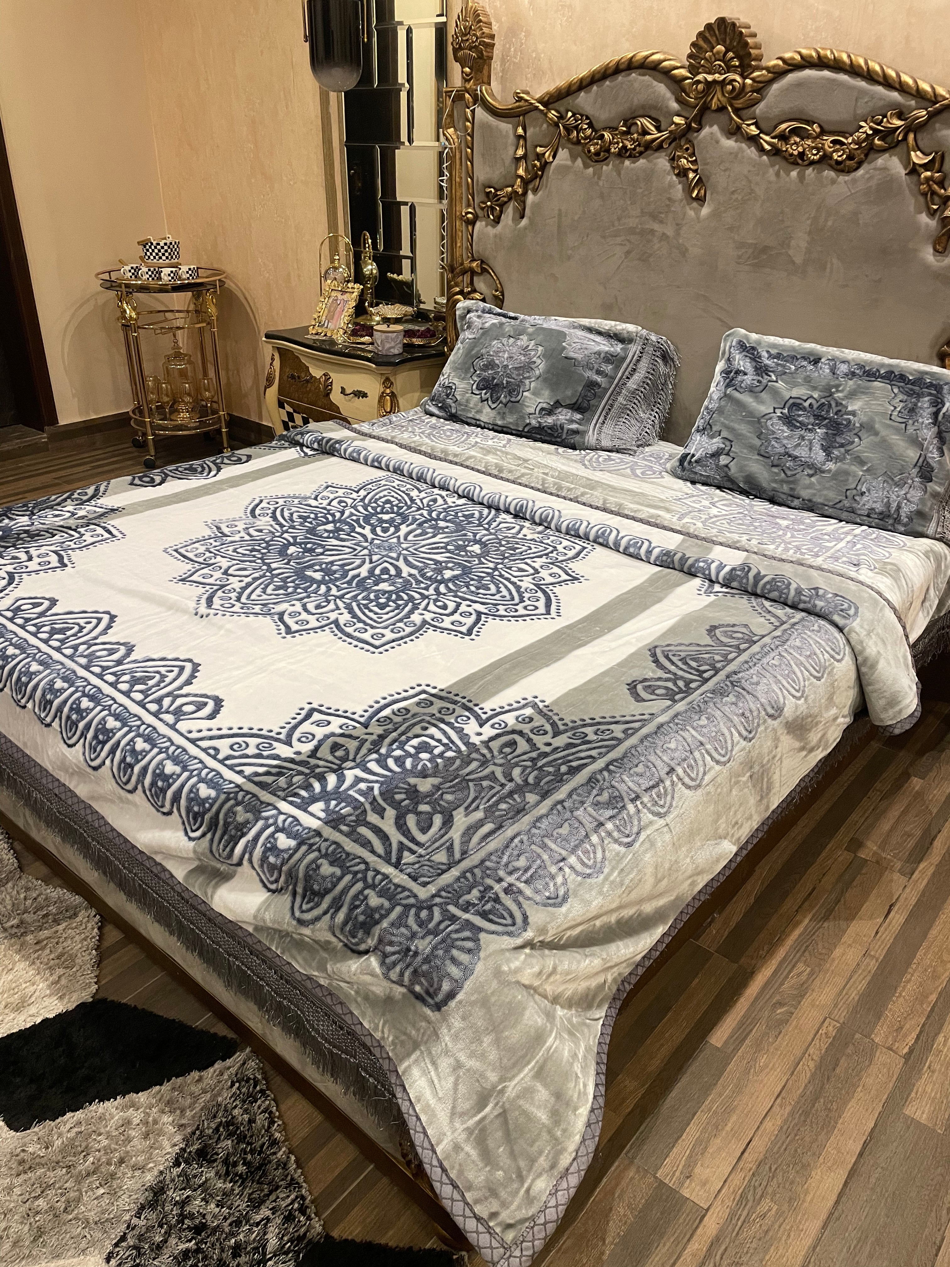 * 4️⃣PC Blanket/KAMBLE*