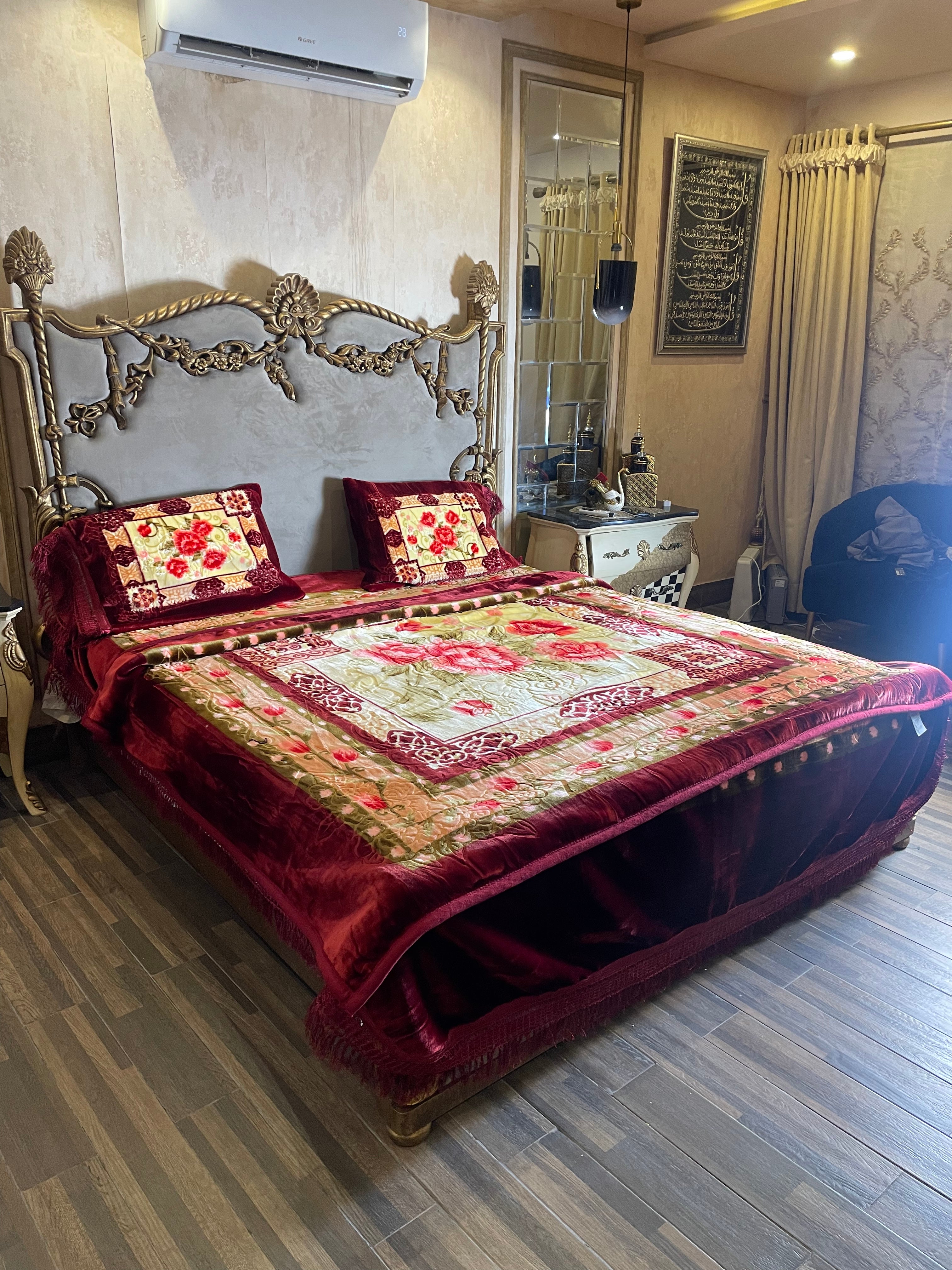 4️⃣ PC Dollar Blanket/KAMBLE