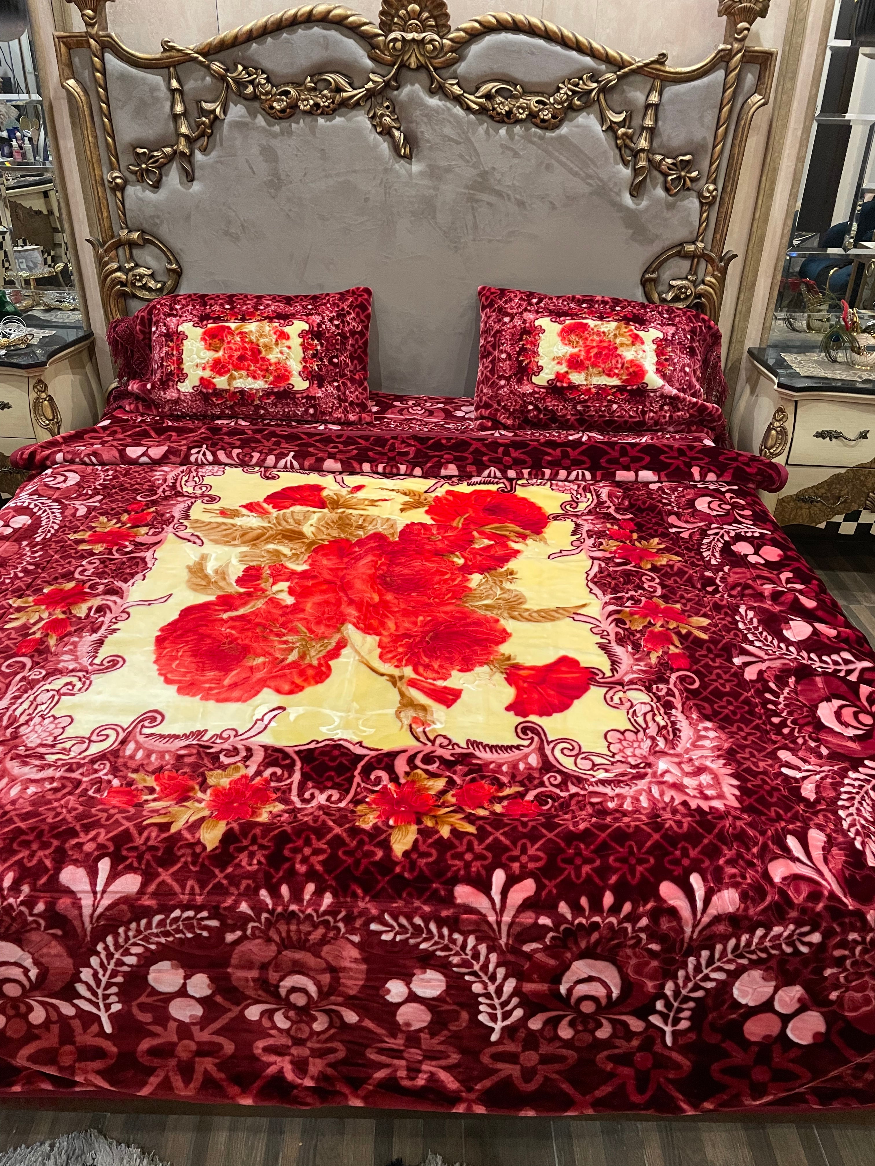 4️⃣ PC Korea Bear Blanket/KAMBLE