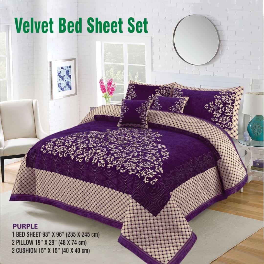 5️⃣ Piece turkish Style Velvet Jacaurd BedSheet Set