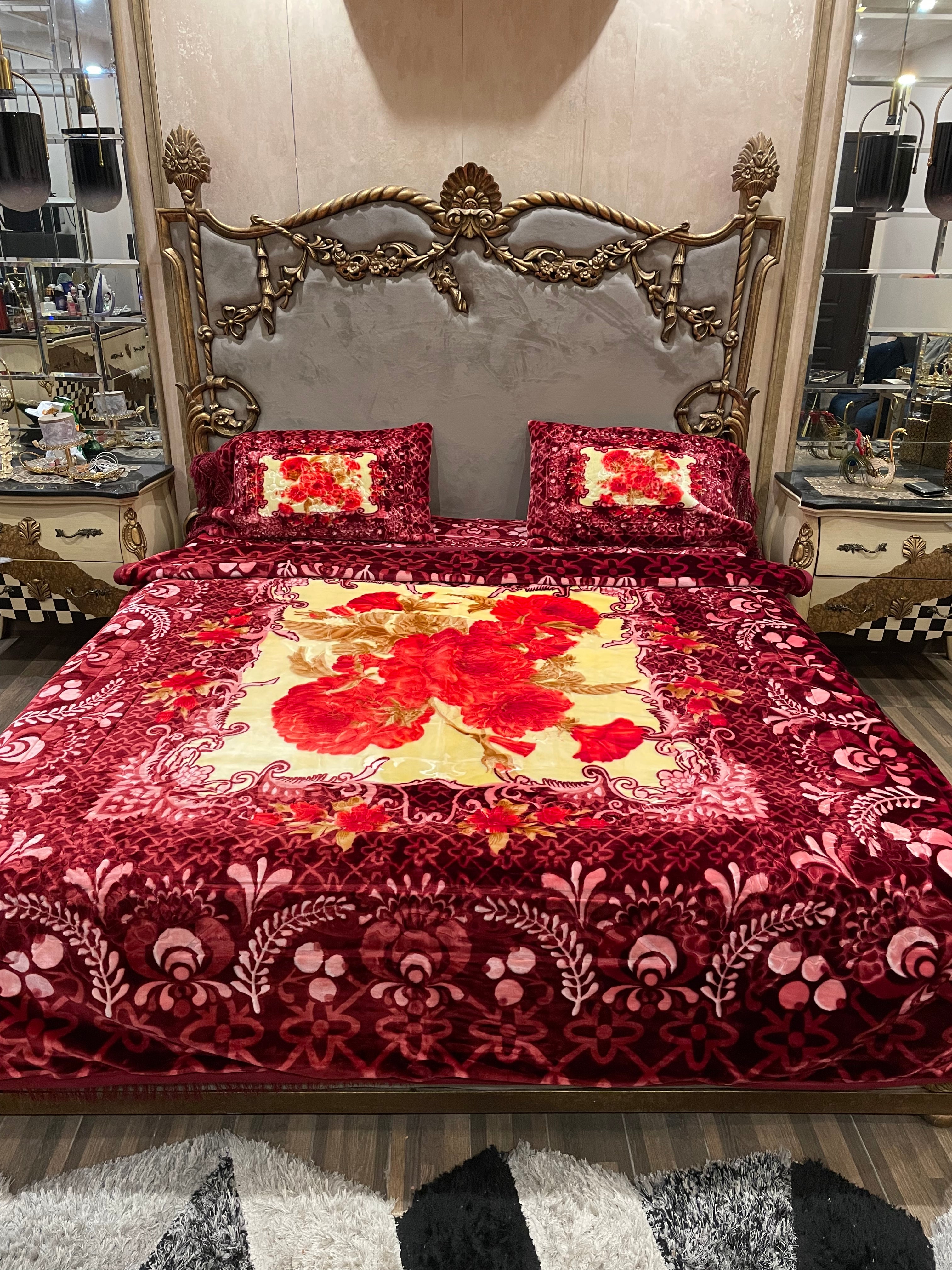 4️⃣ PC Korea Bear Blanket/KAMBLE