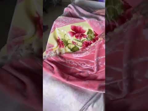 4️⃣PC Flora Gold Blanket/KAMBLE