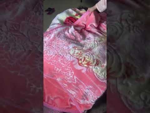 4️⃣PC Flora Gold Blanket/KAMBLE